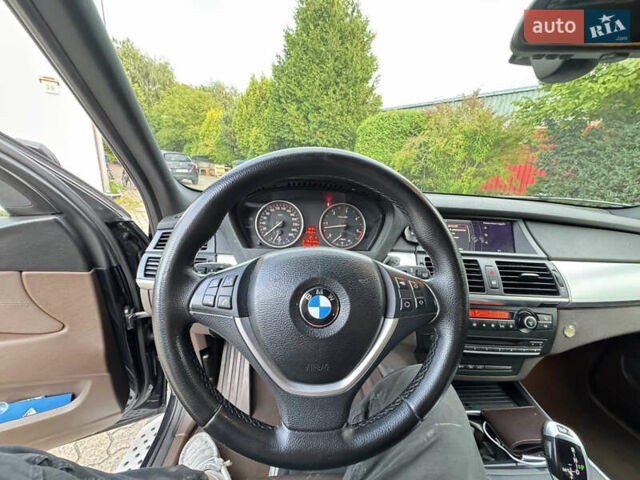 Черный БМВ Х5, объемом двигателя 3 л и пробегом 247 тыс. км за 20000 $, фото 35 на Automoto.ua