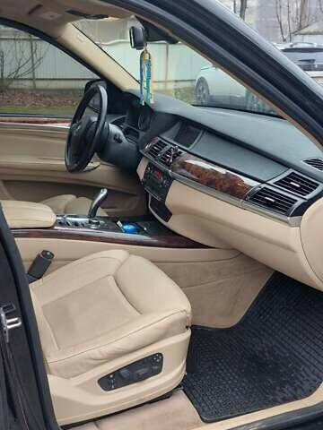 Черный БМВ Х5, объемом двигателя 2.98 л и пробегом 210 тыс. км за 17500 $, фото 22 на Automoto.ua