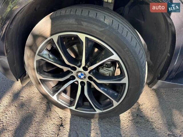 Чорний БМВ Х5, об'ємом двигуна 3 л та пробігом 119 тис. км за 14690 $, фото 10 на Automoto.ua