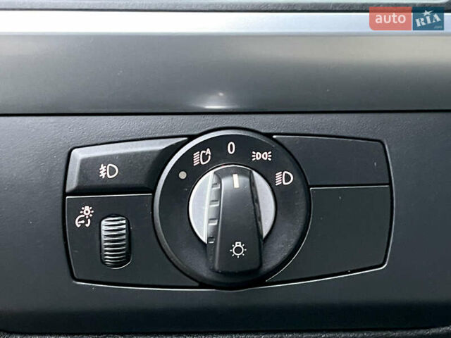 Чорний БМВ Х5, об'ємом двигуна 2.98 л та пробігом 165 тис. км за 13500 $, фото 26 на Automoto.ua