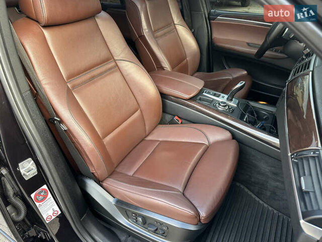 БМВ Х5 2012 в Николаеве на Automoto.ua Черный БМВ Х5, объемом двигателя 3 л и пробегом 299 тыс. км за 19500 $, фото 32 на Automoto.ua