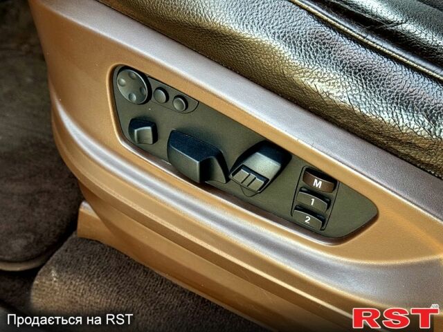 Черный БМВ Х5, объемом двигателя 3 л и пробегом 180 тыс. км за 20999 $, фото 6 на Automoto.ua