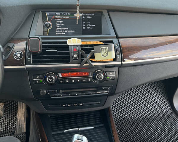 Черный БМВ Х5, объемом двигателя 2.98 л и пробегом 258 тыс. км за 16500 $, фото 9 на Automoto.ua