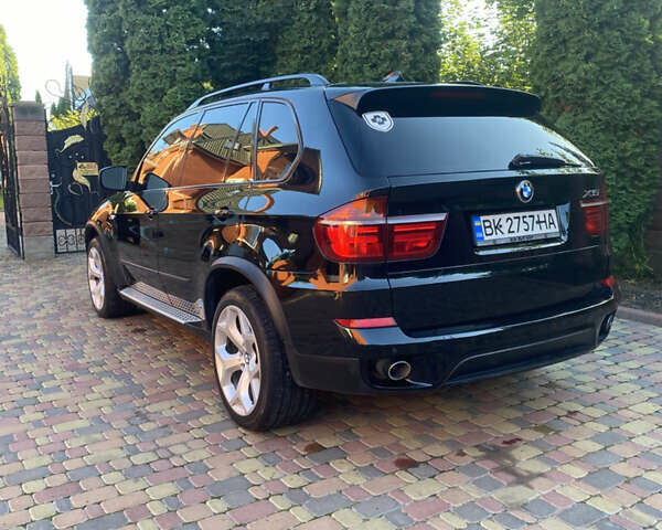 Черный БМВ Х5, объемом двигателя 3.5 л и пробегом 214 тыс. км за 19000 $, фото 2 на Automoto.ua
