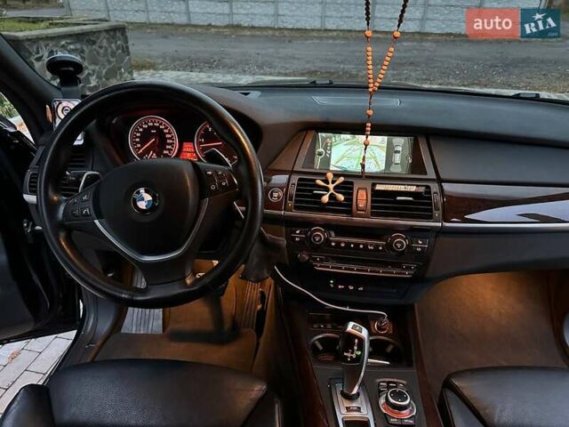 Чорний БМВ Х5, об'ємом двигуна 3 л та пробігом 237 тис. км за 22500 $, фото 39 на Automoto.ua