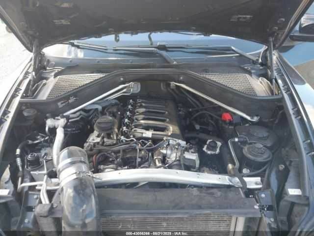 Чорний БМВ Х5, об'ємом двигуна 3 л та пробігом 209 тис. км за 1500 $, фото 9 на Automoto.ua