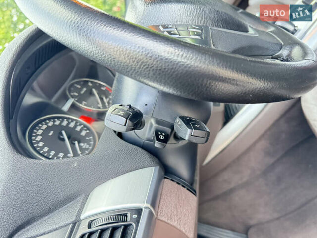 Черный БМВ Х5, объемом двигателя 3 л и пробегом 247 тыс. км за 20000 $, фото 37 на Automoto.ua