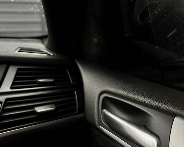 Чорний БМВ Х5, об'ємом двигуна 2.99 л та пробігом 305 тис. км за 22000 $, фото 55 на Automoto.ua