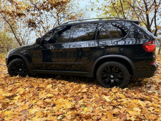 БМВ Х5 2012 в Чернигове на Automoto.ua Черный БМВ Х5, объемом двигателя 3 л и пробегом 307 тыс. км за 18600 $, фото 1 на Automoto.ua