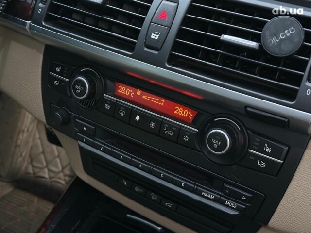 Чорний БМВ Х5, об'ємом двигуна 3 л та пробігом 349 тис. км за 17690 $, фото 28 на Automoto.ua