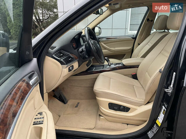 Черный БМВ Х5, объемом двигателя 3 л и пробегом 249 тыс. км за 16150 $, фото 18 на Automoto.ua