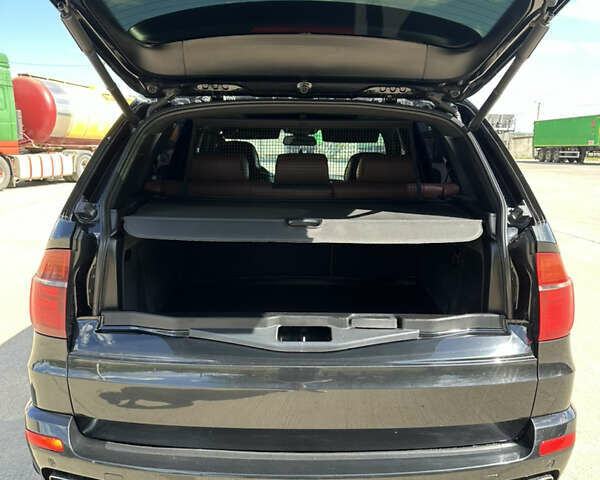 Черный БМВ Х5, объемом двигателя 3 л и пробегом 240 тыс. км за 24999 $, фото 7 на Automoto.ua