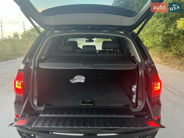 Черный БМВ Х5, объемом двигателя 2.98 л и пробегом 271 тыс. км за 11900 $, фото 13 на Automoto.ua