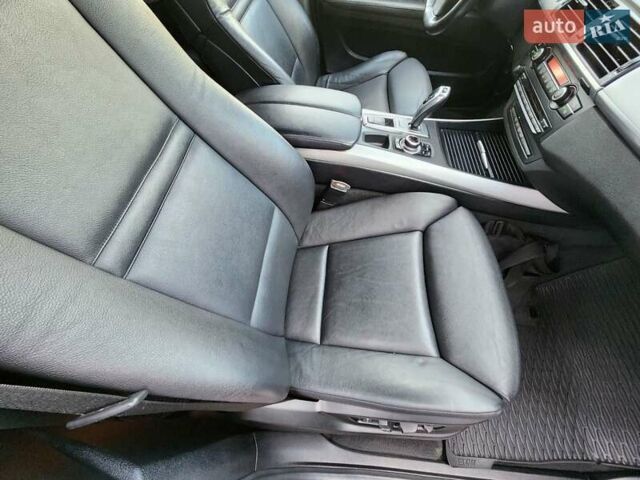 Чорний БМВ Х5, об'ємом двигуна 3 л та пробігом 218 тис. км за 17750 $, фото 47 на Automoto.ua