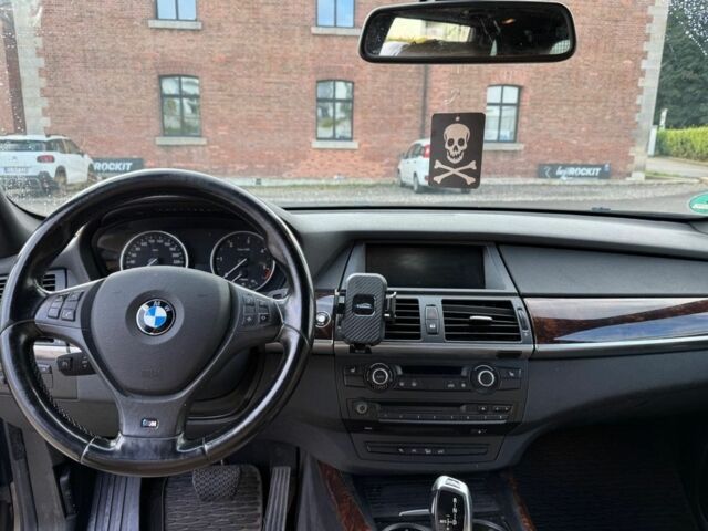 Черный БМВ Х5, объемом двигателя 0 л и пробегом 215 тыс. км за 3810 $, фото 6 на Automoto.ua