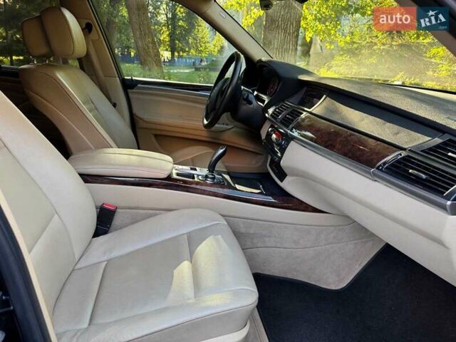 Чорний БМВ Х5, об'ємом двигуна 3 л та пробігом 119 тис. км за 14690 $, фото 24 на Automoto.ua