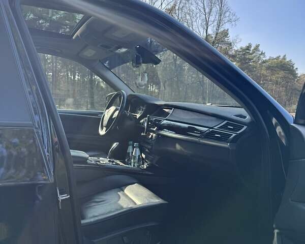 Черный БМВ Х5, объемом двигателя 2.98 л и пробегом 270 тыс. км за 16000 $, фото 6 на Automoto.ua