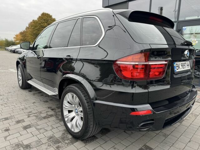 Чорний БМВ Х5, об'ємом двигуна 3 л та пробігом 335 тис. км за 17500 $, фото 4 на Automoto.ua