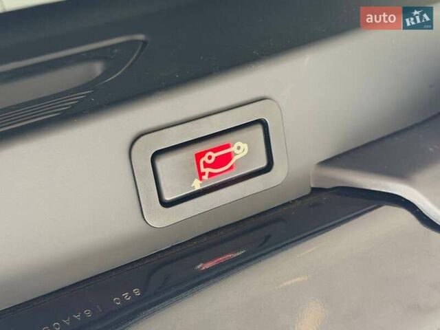 Чорний БМВ Х5, об'ємом двигуна 3 л та пробігом 350 тис. км за 18500 $, фото 29 на Automoto.ua