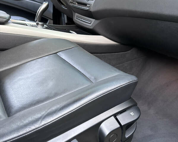 Чорний БМВ Х5, об'ємом двигуна 2.99 л та пробігом 305 тис. км за 22000 $, фото 16 на Automoto.ua