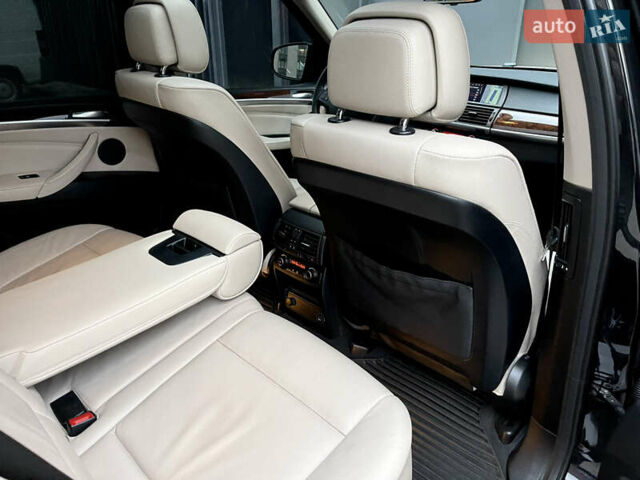 Чорний БМВ Х5, об'ємом двигуна 2.98 л та пробігом 165 тис. км за 13500 $, фото 36 на Automoto.ua