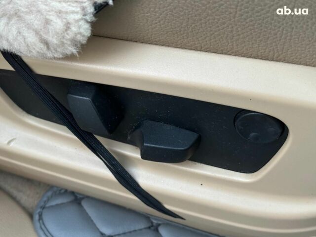 Чорний БМВ Х5, об'ємом двигуна 3 л та пробігом 349 тис. км за 17690 $, фото 26 на Automoto.ua