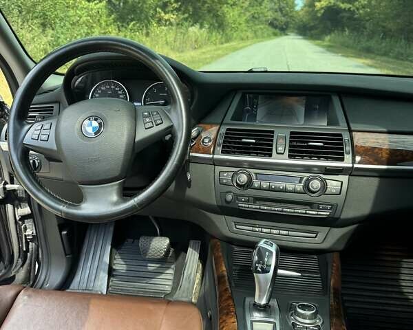 Черный БМВ Х5, объемом двигателя 2.99 л и пробегом 305 тыс. км за 17700 $, фото 22 на Automoto.ua