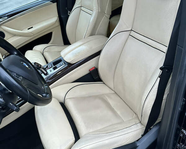 Чорний БМВ Х5, об'ємом двигуна 2.99 л та пробігом 235 тис. км за 21000 $, фото 21 на Automoto.ua