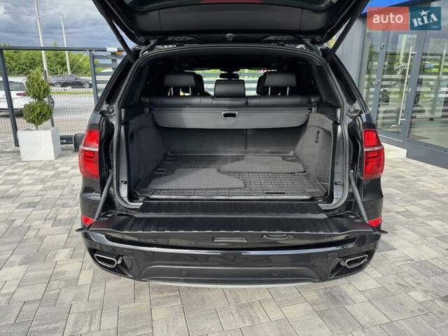 Черный БМВ Х5, объемом двигателя 4.4 л и пробегом 170 тыс. км за 17500 $, фото 28 на Automoto.ua