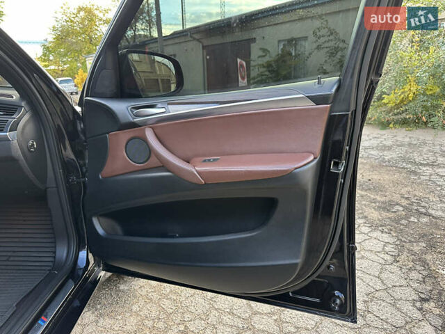 БМВ Х5 2012 в Николаеве на Automoto.ua Черный БМВ Х5, объемом двигателя 3 л и пробегом 299 тыс. км за 19500 $, фото 30 на Automoto.ua