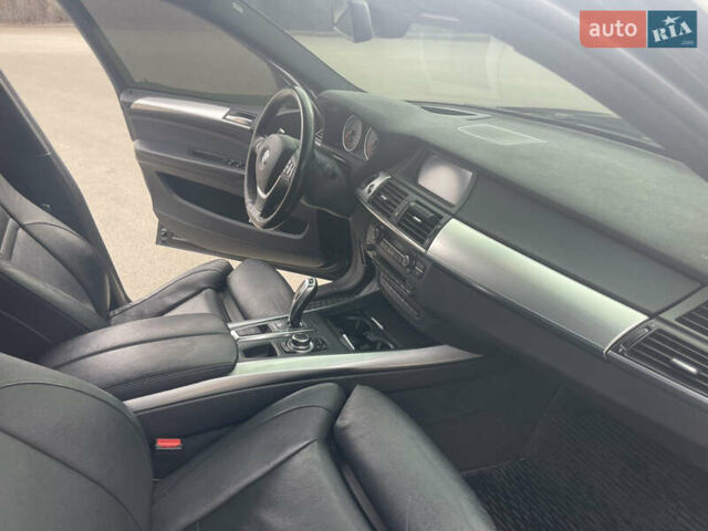 Черный БМВ Х5, объемом двигателя 2.98 л и пробегом 188 тыс. км за 13300 $, фото 27 на Automoto.ua