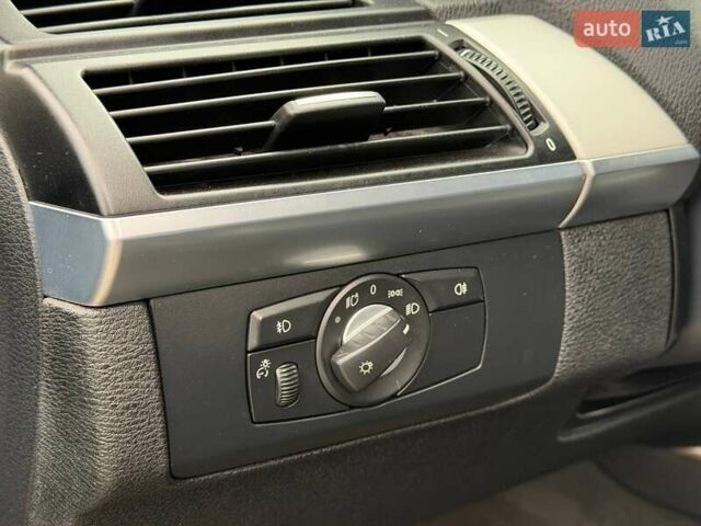 Чорний БМВ Х5, об'ємом двигуна 3 л та пробігом 350 тис. км за 18500 $, фото 37 на Automoto.ua