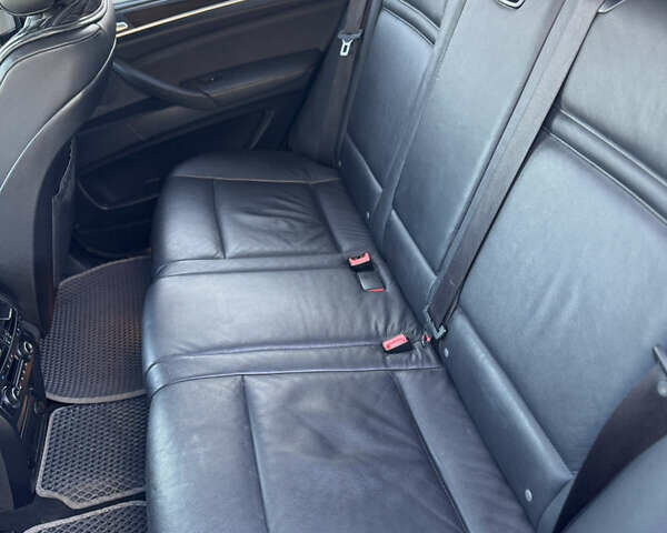 Чорний БМВ Х5, об'ємом двигуна 3 л та пробігом 216 тис. км за 17500 $, фото 16 на Automoto.ua