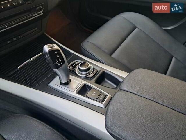 Чорний БМВ Х5, об'ємом двигуна 3 л та пробігом 191 тис. км за 14500 $, фото 74 на Automoto.ua