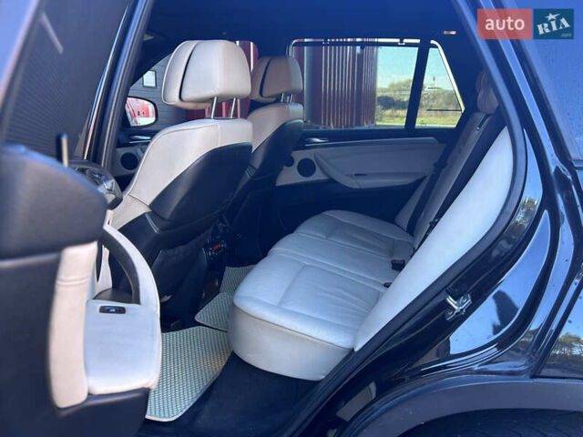 Чорний БМВ Х5, об'ємом двигуна 3 л та пробігом 311 тис. км за 17250 $, фото 39 на Automoto.ua