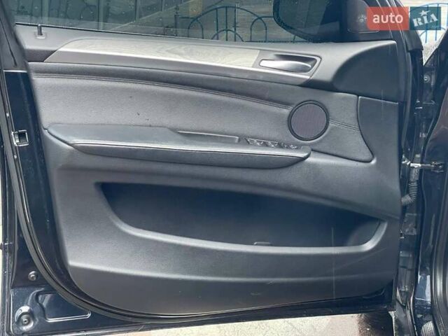 Черный БМВ Х5, объемом двигателя 3 л и пробегом 237 тыс. км за 17400 $, фото 11 на Automoto.ua