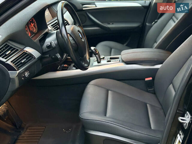 Чорний БМВ Х5, об'ємом двигуна 3 л та пробігом 189 тис. км за 13500 $, фото 48 на Automoto.ua