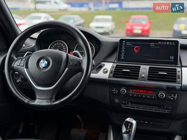 Чорний БМВ Х5, об'ємом двигуна 3 л та пробігом 350 тис. км за 18500 $, фото 44 на Automoto.ua