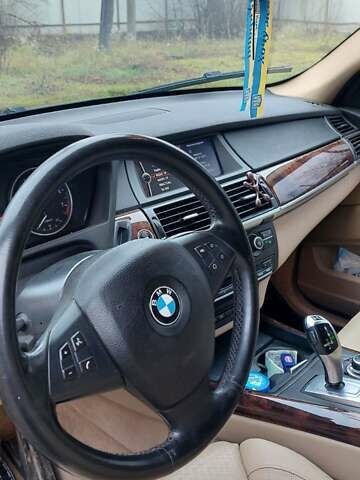 Черный БМВ Х5, объемом двигателя 2.98 л и пробегом 210 тыс. км за 17500 $, фото 12 на Automoto.ua