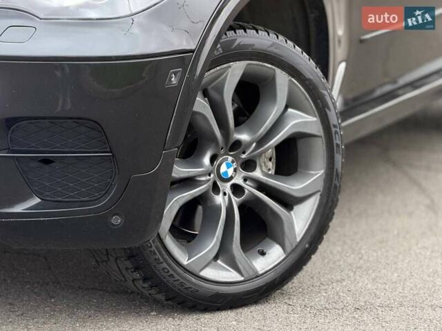 Чорний БМВ Х5, об'ємом двигуна 3 л та пробігом 350 тис. км за 18500 $, фото 6 на Automoto.ua