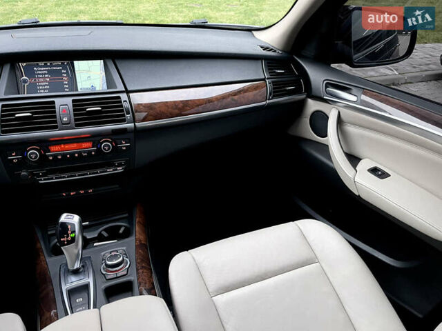 Чорний БМВ Х5, об'ємом двигуна 2.98 л та пробігом 165 тис. км за 13500 $, фото 42 на Automoto.ua