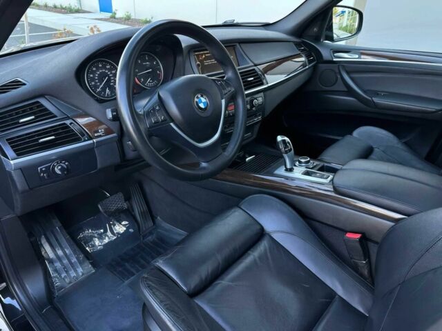 Черный БМВ Х5, объемом двигателя 3 л и пробегом 99 тыс. км за 3700 $, фото 11 на Automoto.ua