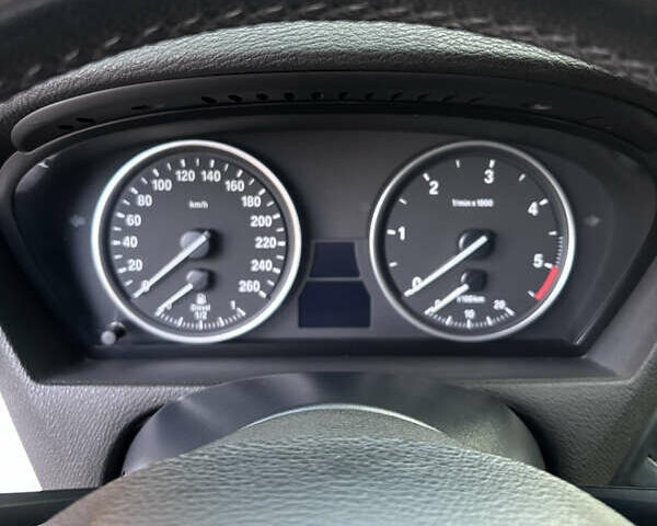 Чорний БМВ Х5, об'ємом двигуна 2.99 л та пробігом 305 тис. км за 22000 $, фото 5 на Automoto.ua