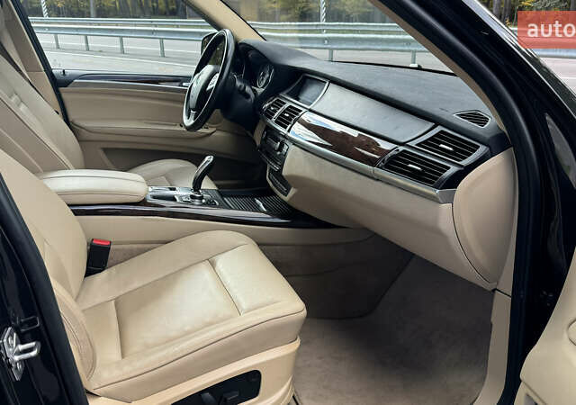 Черный БМВ Х5, объемом двигателя 3 л и пробегом 249 тыс. км за 16499 $, фото 23 на Automoto.ua