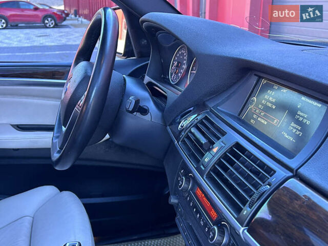 Чорний БМВ Х5, об'ємом двигуна 3 л та пробігом 311 тис. км за 17250 $, фото 51 на Automoto.ua