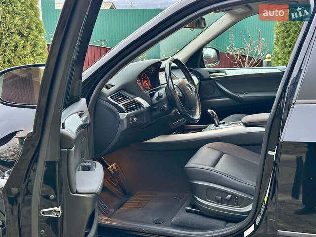 Чорний БМВ Х5, об'ємом двигуна 3 л та пробігом 189 тис. км за 13500 $, фото 47 на Automoto.ua