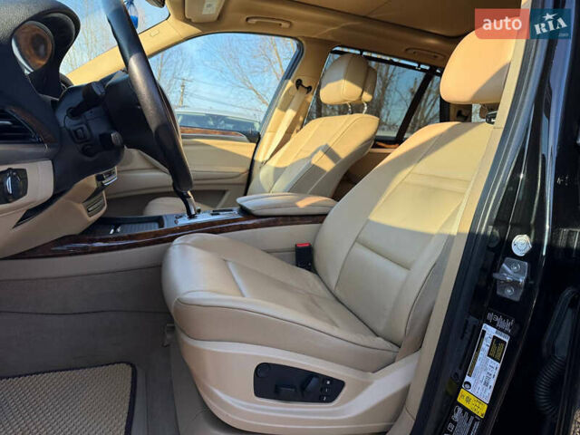 Черный БМВ Х5, объемом двигателя 2.98 л и пробегом 232 тыс. км за 15300 $, фото 16 на Automoto.ua