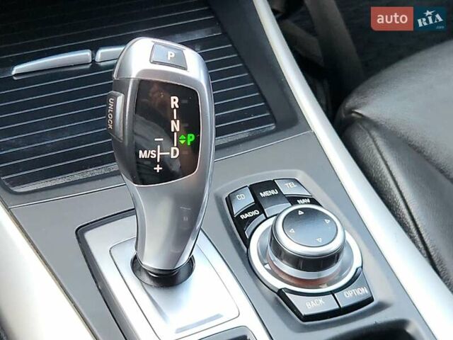 Чорний БМВ Х5, об'ємом двигуна 3 л та пробігом 218 тис. км за 17750 $, фото 74 на Automoto.ua