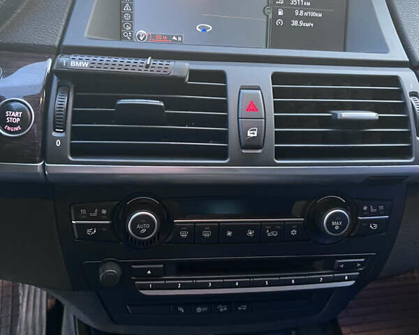 Черный БМВ Х5, объемом двигателя 3 л и пробегом 265 тыс. км за 18900 $, фото 10 на Automoto.ua