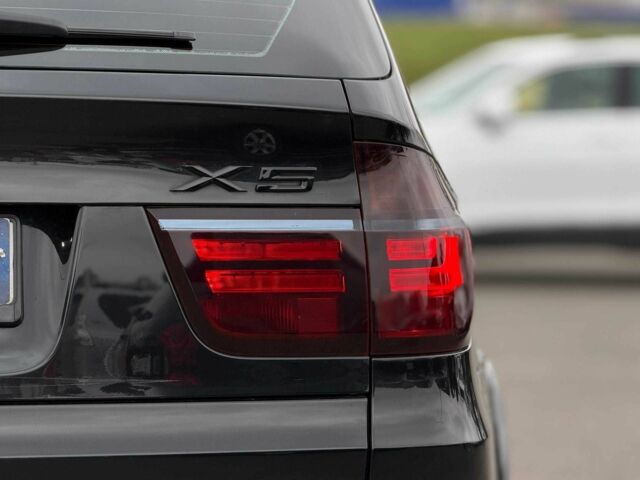 Чорний БМВ Х5, об'ємом двигуна 3 л та пробігом 250 тис. км за 18500 $, фото 9 на Automoto.ua